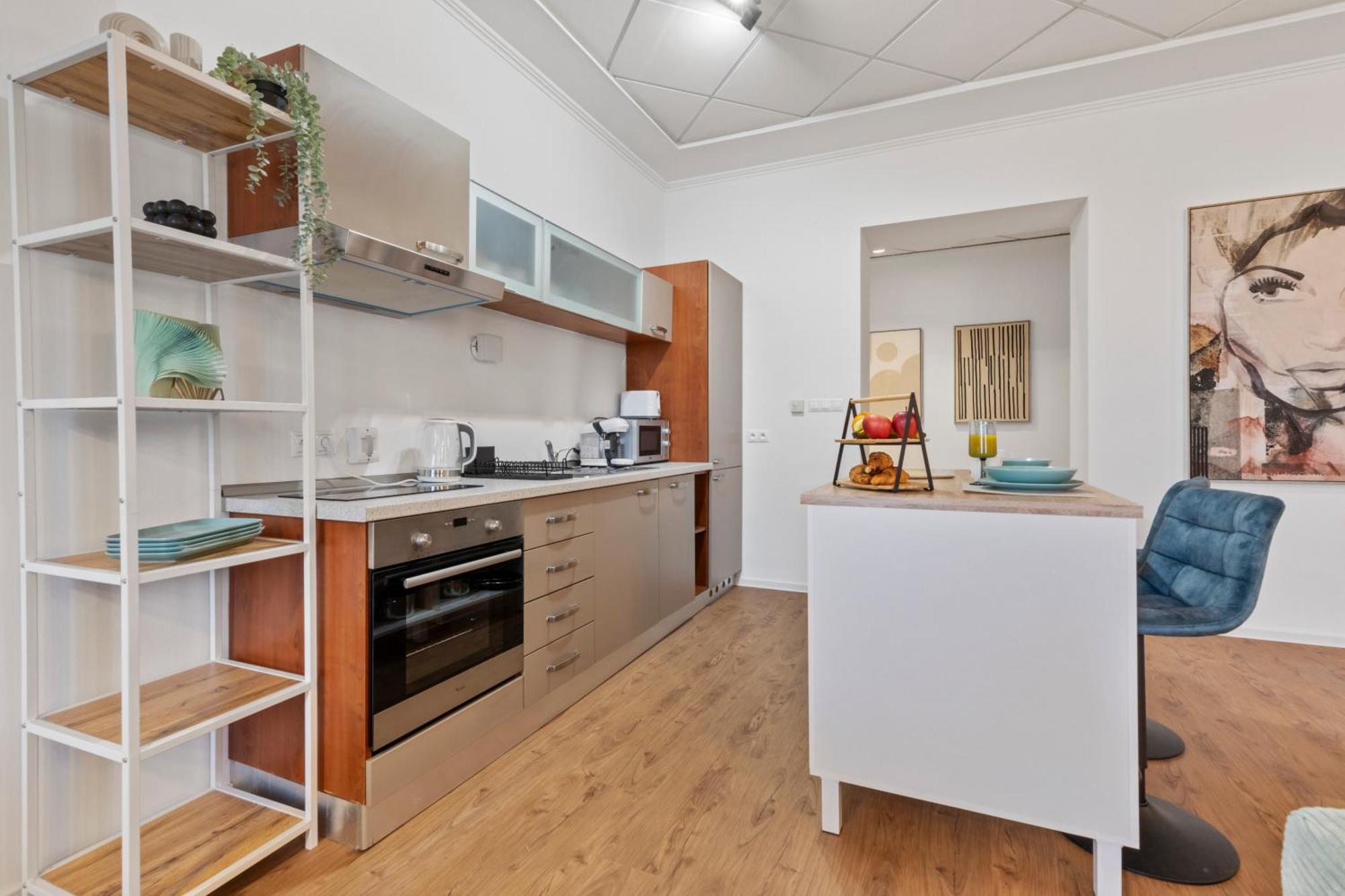 Appartement Luxe Living At Old Town Center à Bratislava Extérieur photo