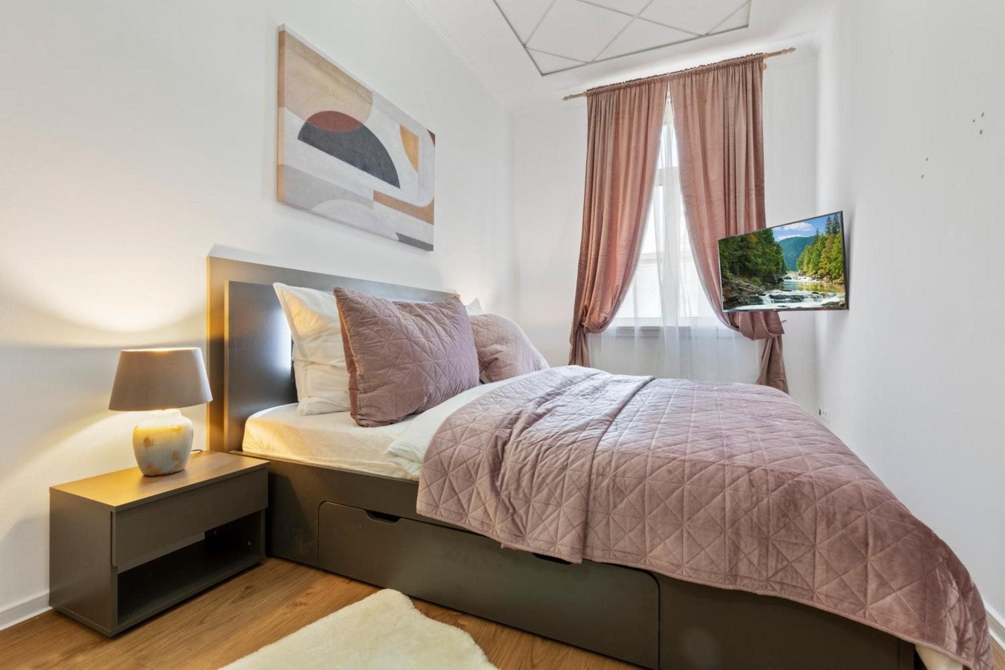 Appartement Luxe Living At Old Town Center à Bratislava Extérieur photo